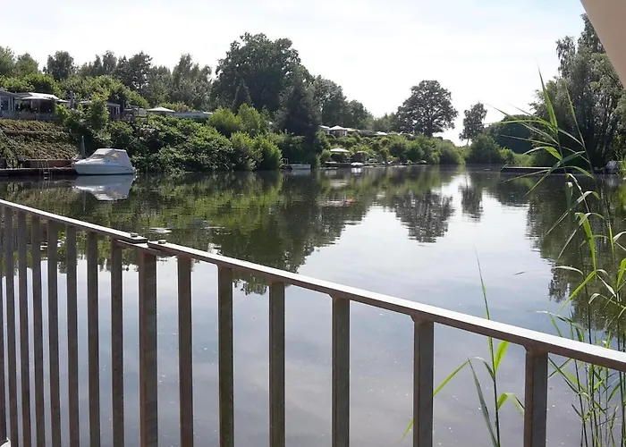 Am Pruesssee In Διαμέρισμα Guster